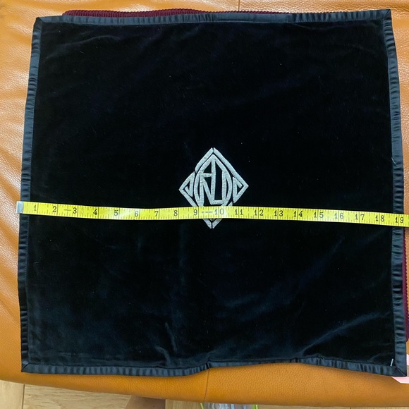 Ralph Lauren home Black Velour Throw Sham New - Picture 2 of 4